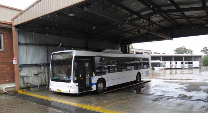 Tamworth Buslines Scania L94UB Custom CB40 42